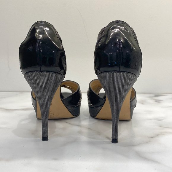 Vintage Oscar de la Renta black patent platform pumps - Picture 9 of 13